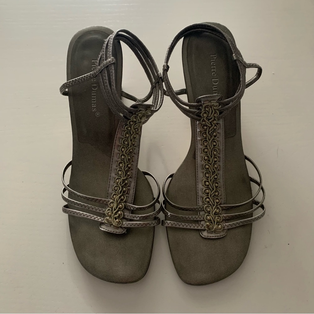 Pierre Dumas heels | Size 8 | Chunky short heel | Silver straps | Comfortable